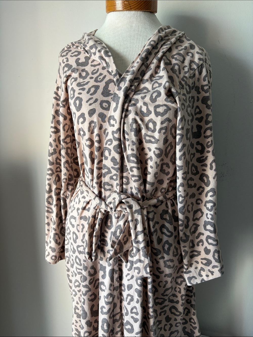 Sonoma Leopard Print Robe in Beige and Gray